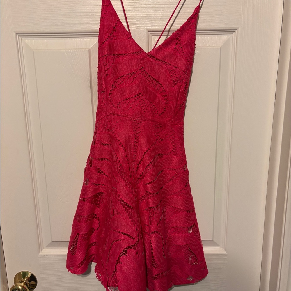 Elegant Pink Lace Mini Dress